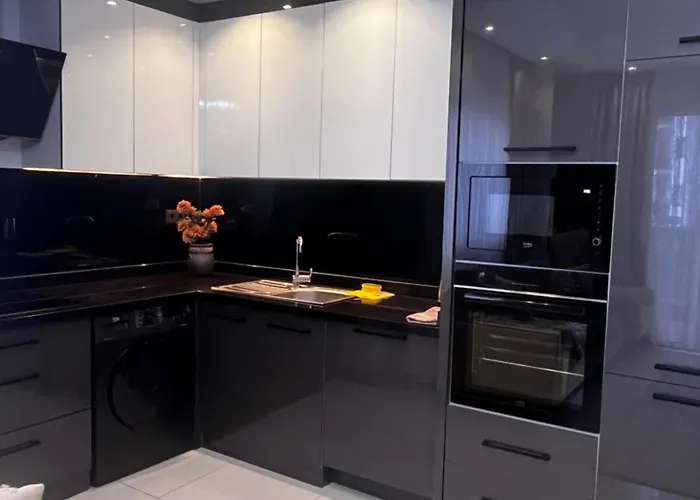 Serenity Residens Two Bedrooms דירה